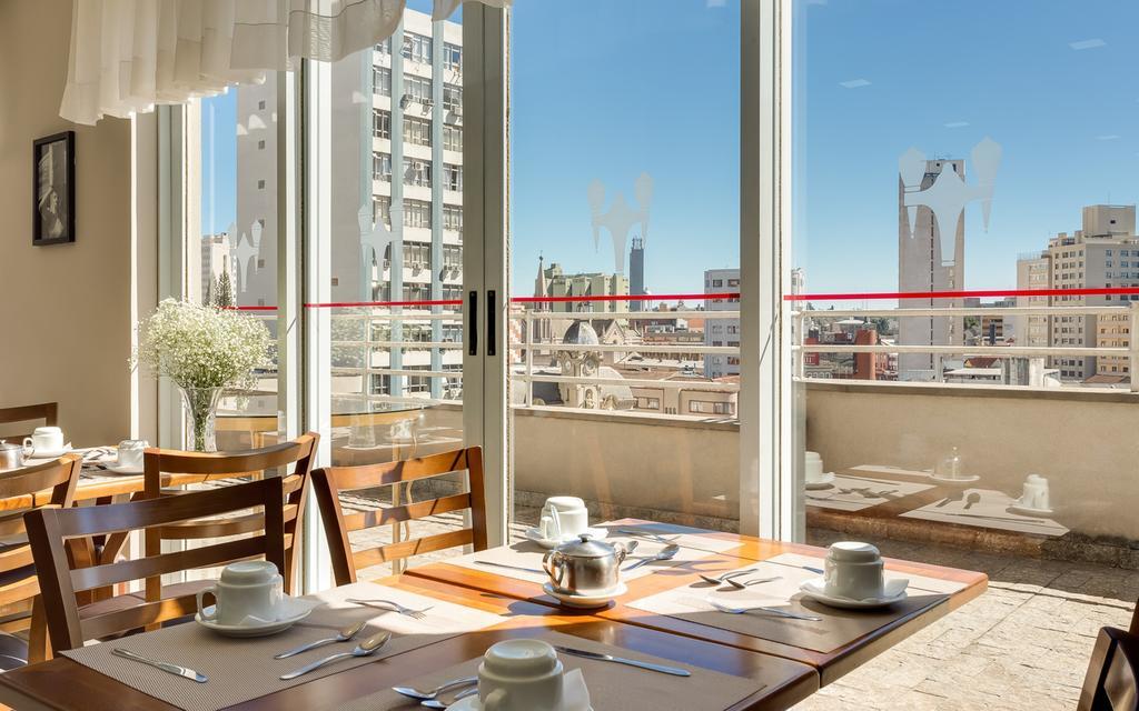 Hotel Lavenue 库里提巴 外观 照片